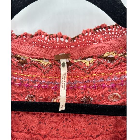 FREE PEOPLE CAMELIA SIESTA FIESTA CROCHET TRIM LONG SLEEVE TOP size M loose fit - Picture 4 of 8